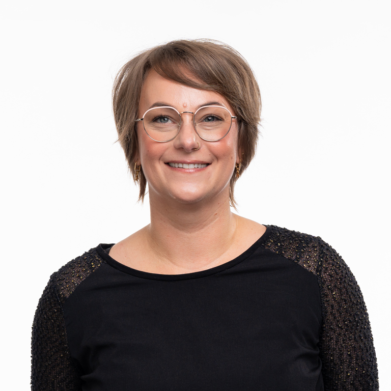 Claudia Doppleb Claudia Doppleb
